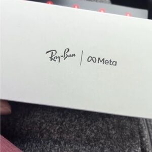 Ray-Ban